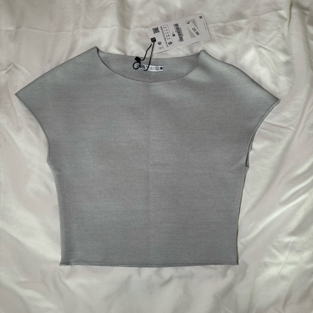 NWT Zara gray cropped T size small